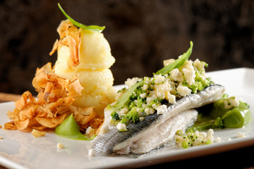 Wall Mural - Seabass fillet with vegetable and mashed potato