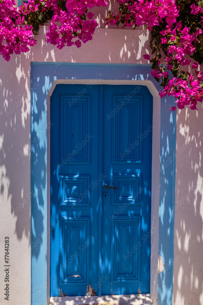 The doors os Santorini - obrazy, fototapety, plakaty 