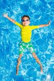 Fototapeta Mapy - Boy in the pool