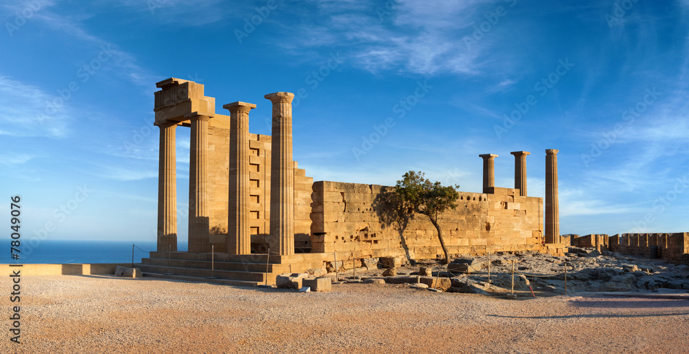 Ruins of ancient Doric temple in Lindos - obrazy, fototapety, plakaty 