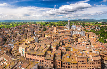 Fototapete - Aerial view of Siena