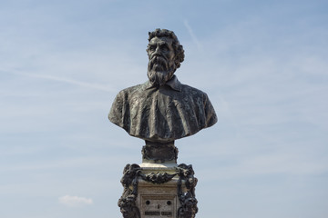 Wall Mural - benvenuto cellini statue