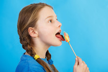 Girl With Lollipop 
