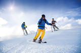 Fototapeta Konie - Drei Skifahrer