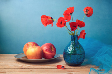 Wall Mural - Retro still life with poppies and apples