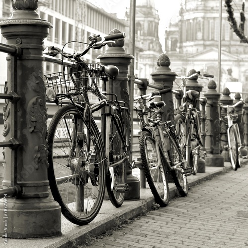 Nowoczesny obraz na płótnie Fahrräder in Berlin