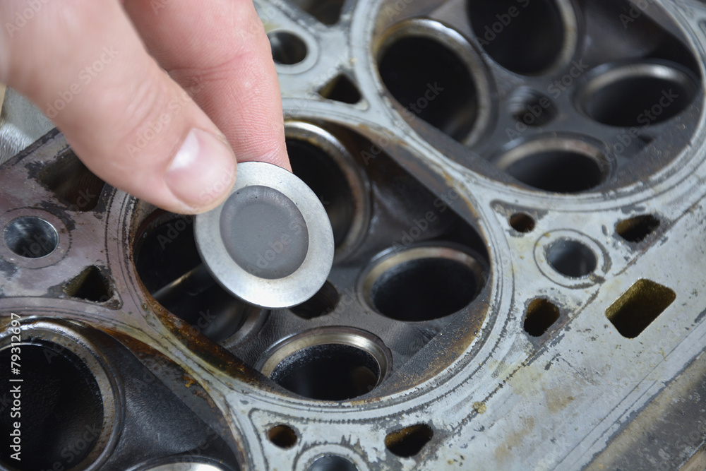 Расточенный блок цилиндров. Гильзовка блока 1. Сварка чугунного блока цилиндров. Ремонт головки блока цилиндров. Оборудование для ремонта гбц.