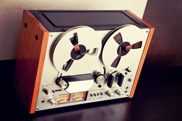 Canvas Print - Stereo Open Reel Tape Deck Recorder Vintage