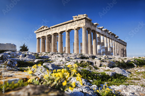 Fototapeta na wymiar Parthenon temple on the Athenian Acropolis in Greece