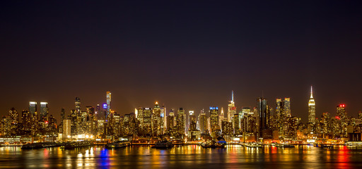 Fototapete - New York City Manhattan midtown buildings skyline night