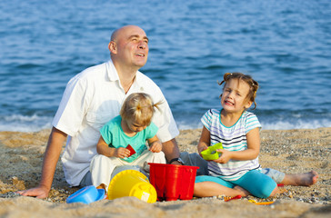 Children with Dad