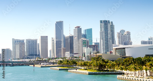 Plakat na papierze fotorealistycznym Panoramiczny widok na panoramę centrum Miami, florida, usa.