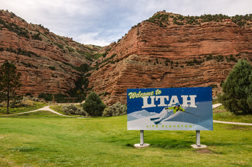 Wall Mural - Welcome to Utah Sign