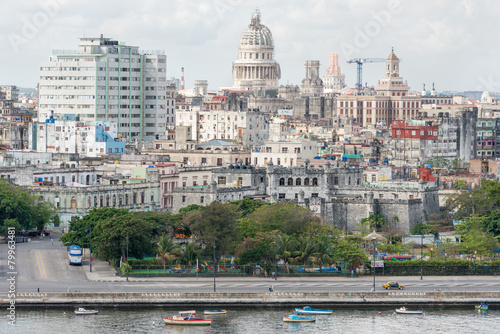 Naklejka - mata magnetyczna na lodówkę Old Havana including the Capitol building
