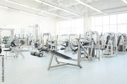 Láminas Interior of a fitness hall with fitness equipment