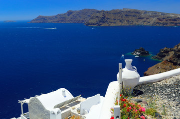 Wall Mural - Caldera seascape from beautiful volcanic island of Santorini