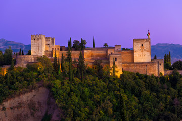Wall Mural - Alhambra de Granada. Panoramic of the Alcazaba at dusk.
