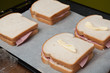 © pixarno - préparation croques monsieur