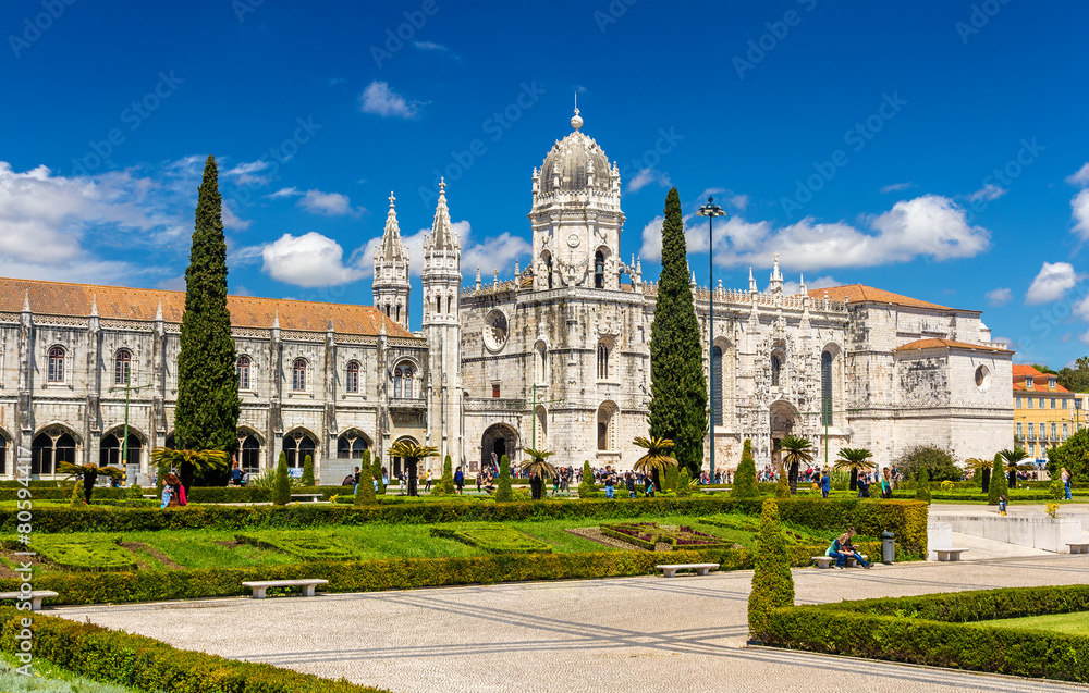 View of the Jeronimos Church in Lisbon - Portugal - obrazy, fototapety, plakaty 
