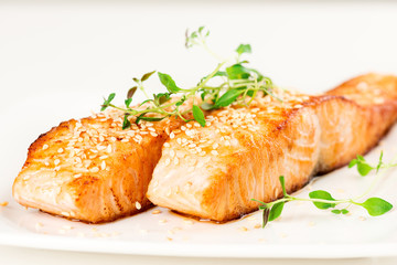 Wall Mural - Grilled salmon on white plate