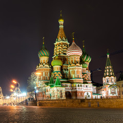 Fototapete - Saint Basil Cathedral at night in Moscow, Russia