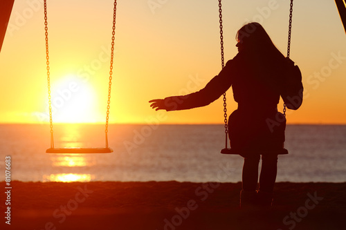 Fotomural Mujer soltera o divorciada solo falta un novio