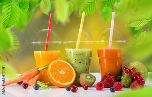 Fototapeta do kuchni Fresh juice mix fruit