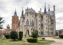Astorga Epsiscopal Palace