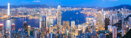 Naklejka na szybę Hong Kong skyline at night