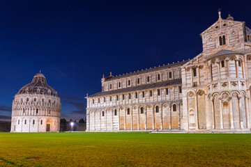 Canvas Print - Piazza dei Miracoli with Leaning Tower of Pisa, Italy