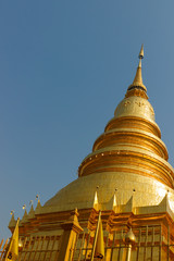 golden buddhist pagoda