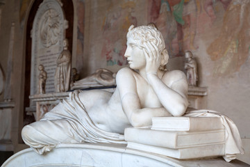 Wall Mural - Sculptures in the Monumental Cemetery at Leaning Tower of Pisa