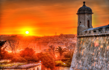 Wall Mural - Sunset over city walls of Valletta - Malta