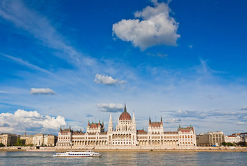 Wall Mural - Building of the Hungarian National Parliament in Budapest