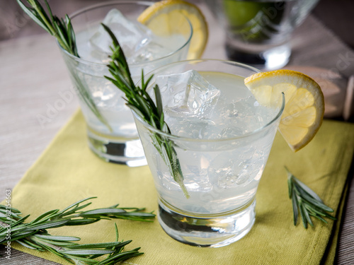 Fototapeta na drzwi i meble Gin and tonic