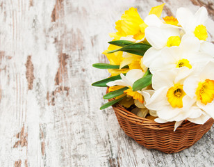 Canvas Print - Basket with daffodils