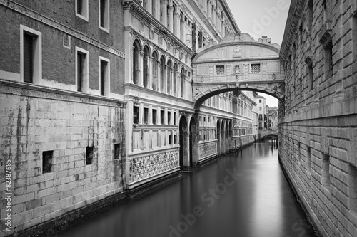 Fototapeta na wymiar Bridge of Sighs.