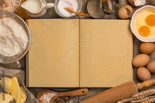 Fotografía Blank Recipe Book - Baking - Space for Text