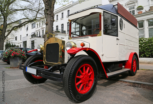 Obraz w ramie Oldtimer-Kastenwagen