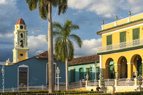 Naklejka na szafę Trinidad Plaza Mayor