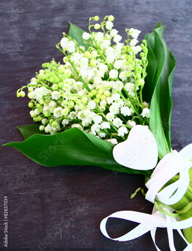 Bouquet De Muguet Et Coeur Sur Ardoise Stock Photo Adobe Stock Bouquet De Muguet Et Coeur Sur Ardoise Stock Photo Adobe Stock