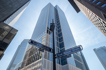 Canvas Print - frankfurt am main skyscraper