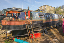 Narrowboat Under Renevation