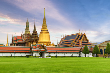 royal palace (wat phra kaew) in bangkok, thailand