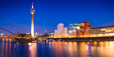 Wall Mural - Colorful night scene of Rhein river at night in Dusseldorf