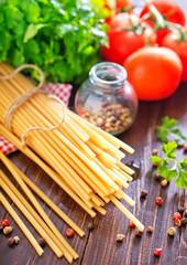 Canvas Print - raw pasta with tomato