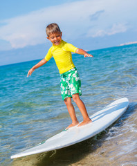 Canvas Print - Boy with surf