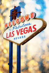 Wall Mural - Welcome To Fabulous Las Vegas Nevada Sign