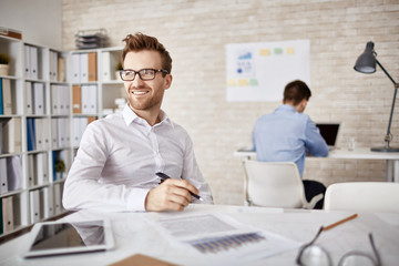 Canvas Print - Sitting by workplace