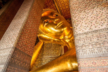 Canvas Print - Reclining Buddha